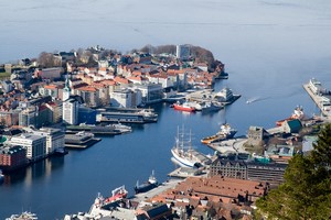 Autovuokraamo Bergen ✓ Vertailemme johtavia huippuvuokraamoja löytääksemme sinulle edullisimman tarjouksen ✓ Autonvuokraus voi olla edullista!