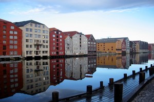 Billig Hyrbil i Trondheim ➤ Våra erbjudanden för Biluthyrning inkluderar försäkring ✓ och obegränsad körsträcka ✓ för de flesta destinationer!