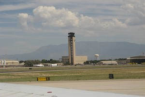 Autovuokraamo Albuquerque Lentokenttä
