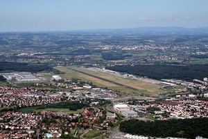 Hyrbil Friedrichshafen Flygplats