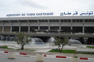 Autovuokraamo Tunis Lentokenttä